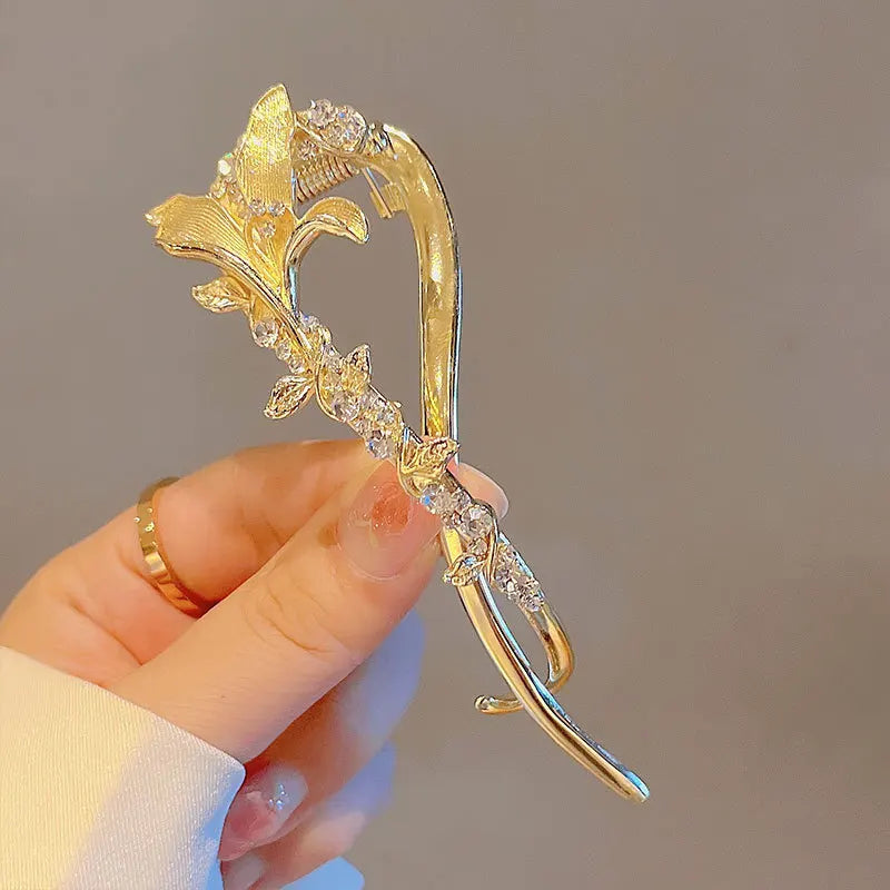 Butterfly Spark Zircon Flower Hairpin - Image 11