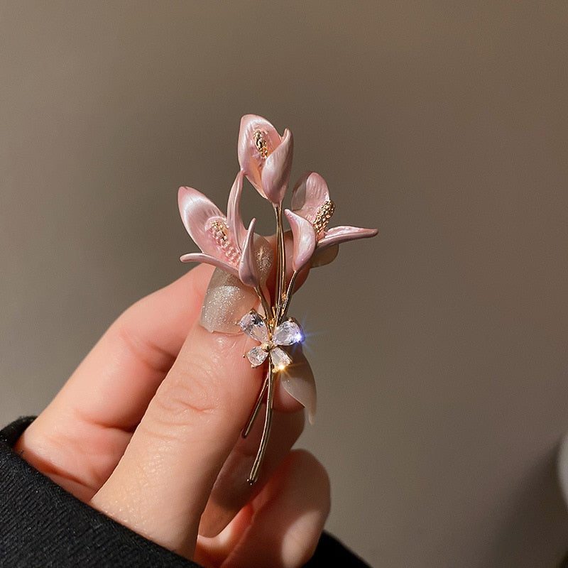 Elegant Rhinestone Flower Brooches - Image 15