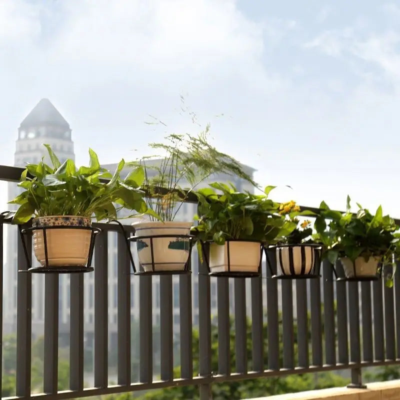 Easy Gardening Flower Pot Holder Rack - Image 1