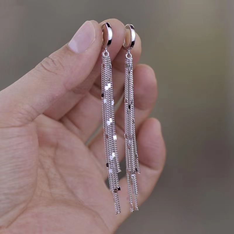 Elegant Flow Long Metal Tassel Earrings - Image 2