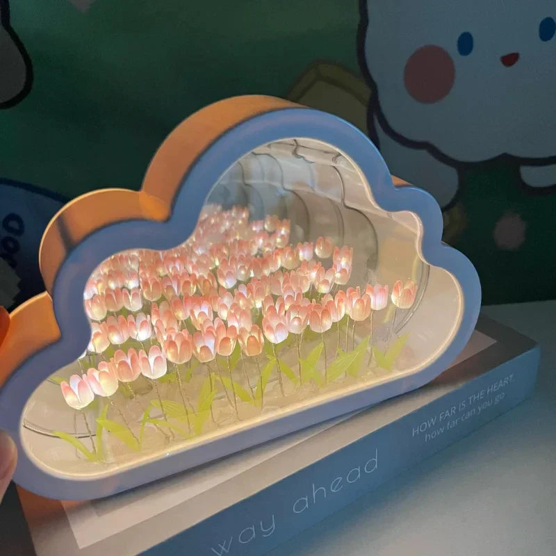 Tulip Atmosphere Infinite Flowers Night Light - Image 2