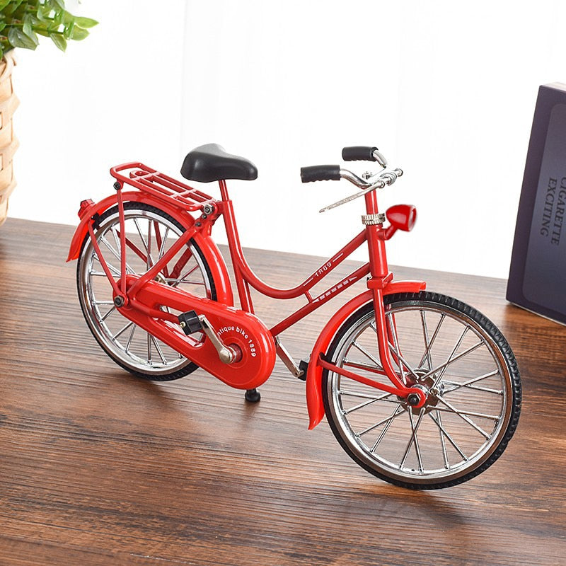 Retro Classic Bike Model Lighter - Image 1