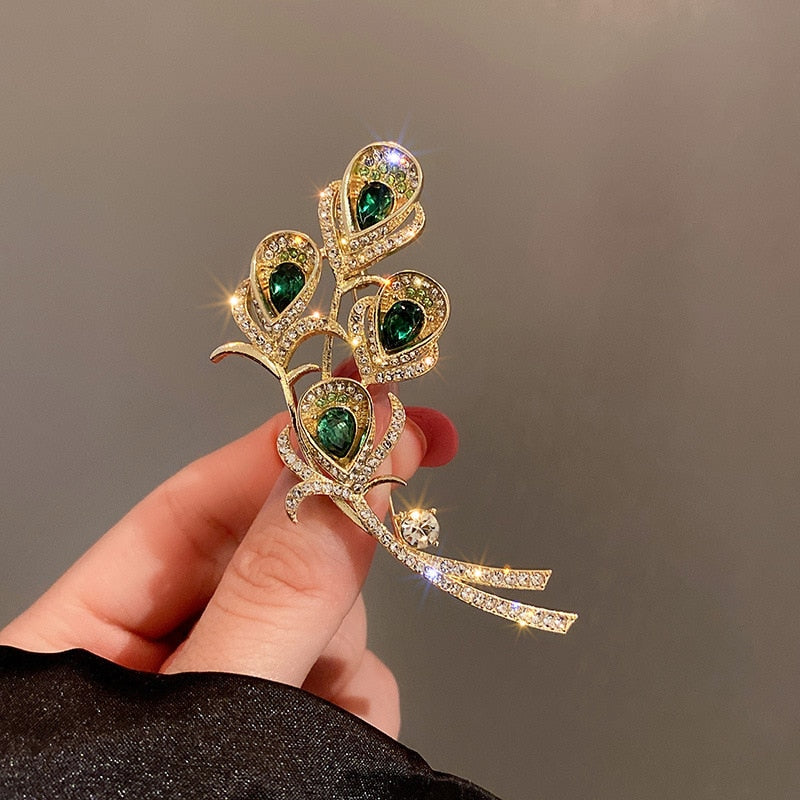 Elegant Rhinestone Flower Brooches