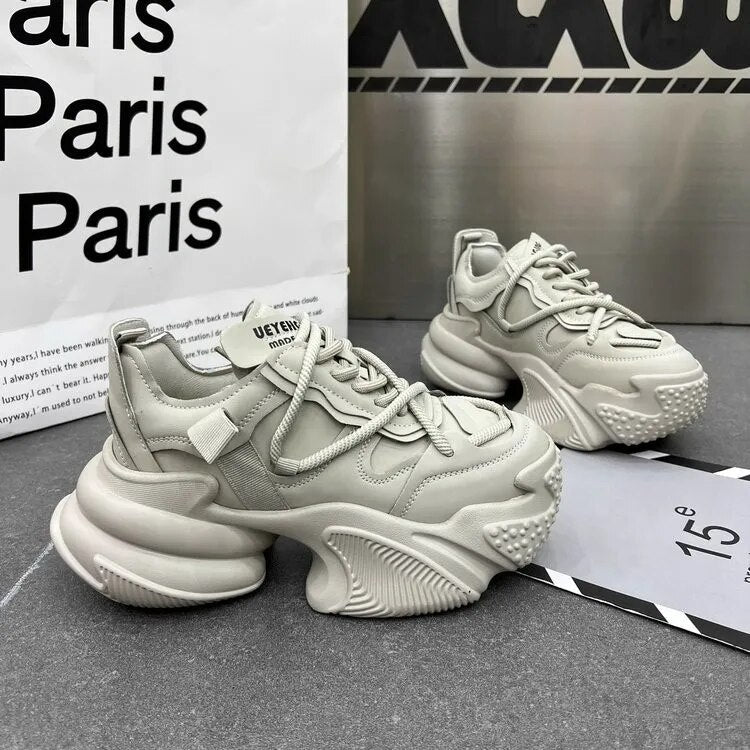 Metro Streetwear Dynamic Women Sneakers - Image 6