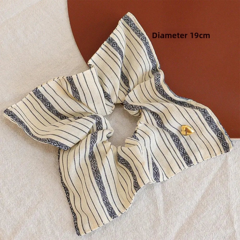 Elegant Ribbon Style Hair Tie - Image 9