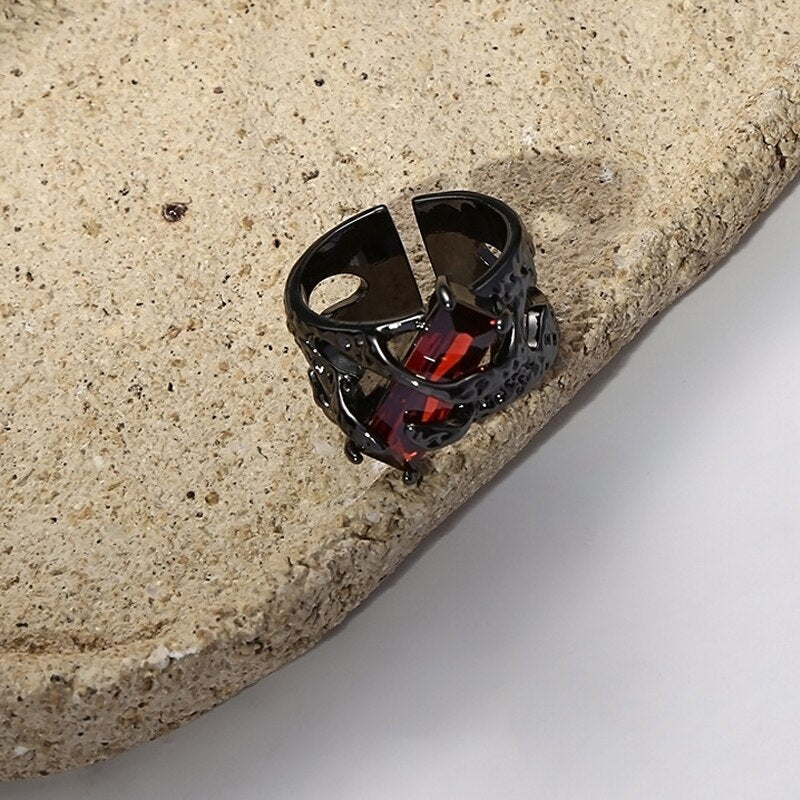 Midnight Majesty Zircon Ring - Image 2