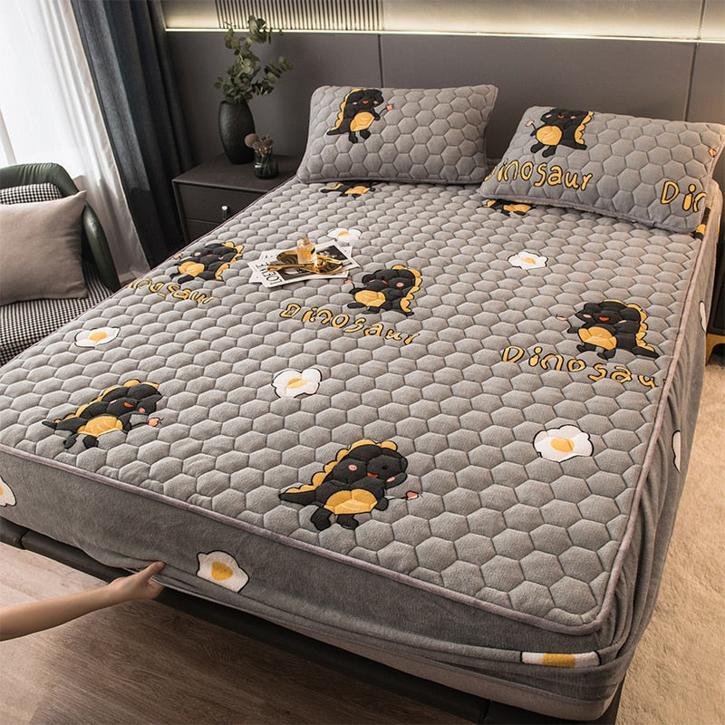 Elegant Velvet Thick Mattress Cover - Image 19