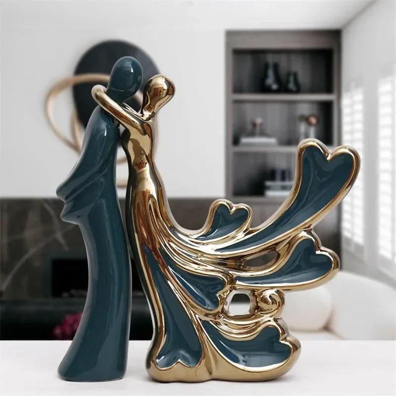 Romantic Couple Figurine Home Decor - Image 0
