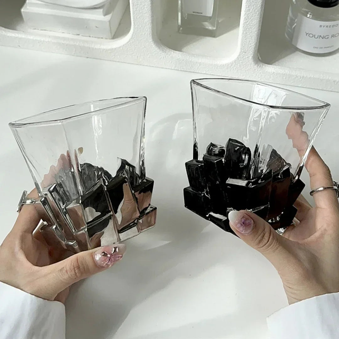 Geometric Onyx Base Glass Cup - Image 3