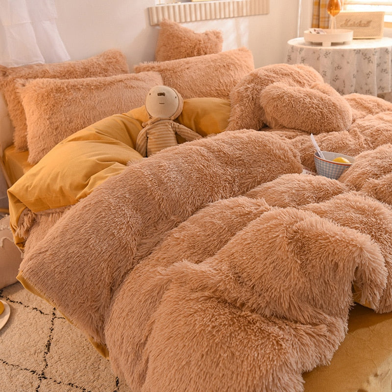 Luxury Cozy Clouds Bedding Set - Image 14