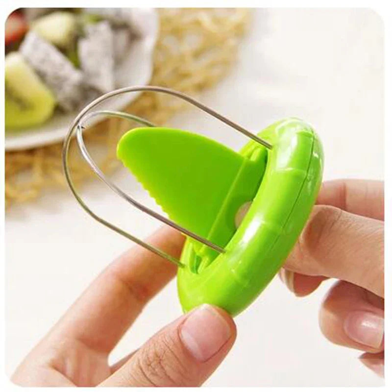 Fruit Lover Kiwi Cutter