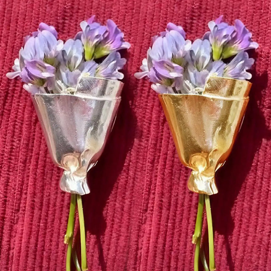 Elegant Flower Holder Brooch Pin - Image 5