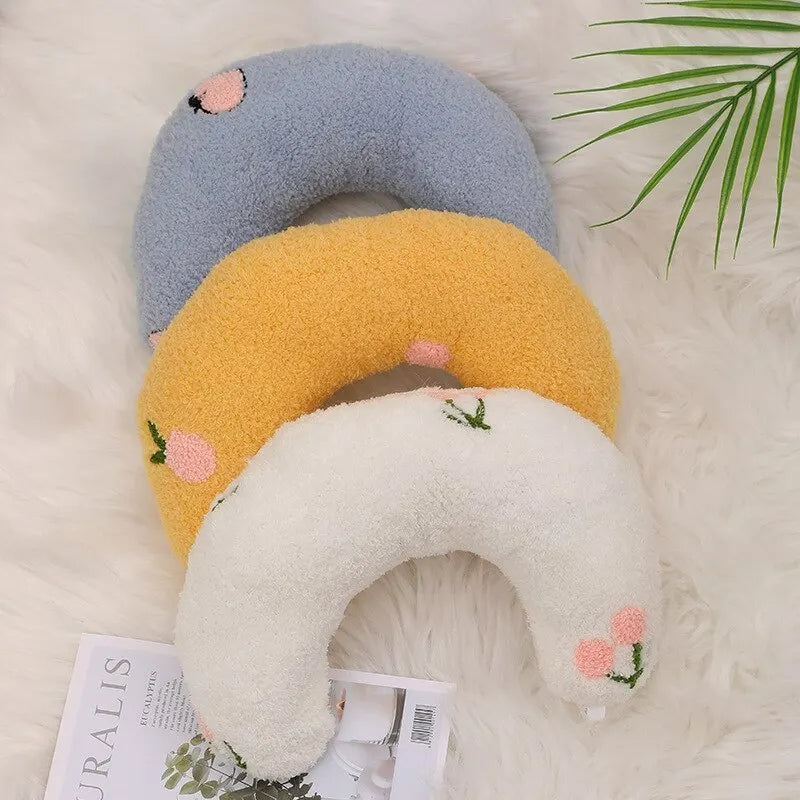 U-Shape Calming Snuggle Pet Pillow - Image 3