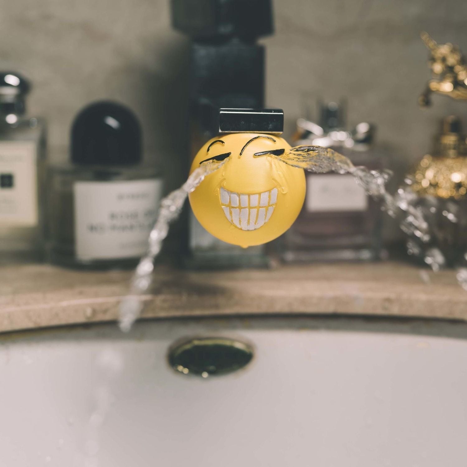 Emoji Splash Faucet Head - Image 3