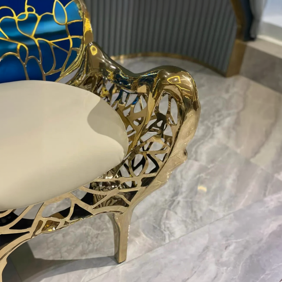 Free Butterfly Wing Artistic European Lounge Chair - Image 4