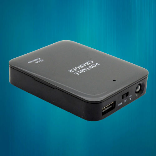 Portable AA Battery Travel Power Bank - Image 0