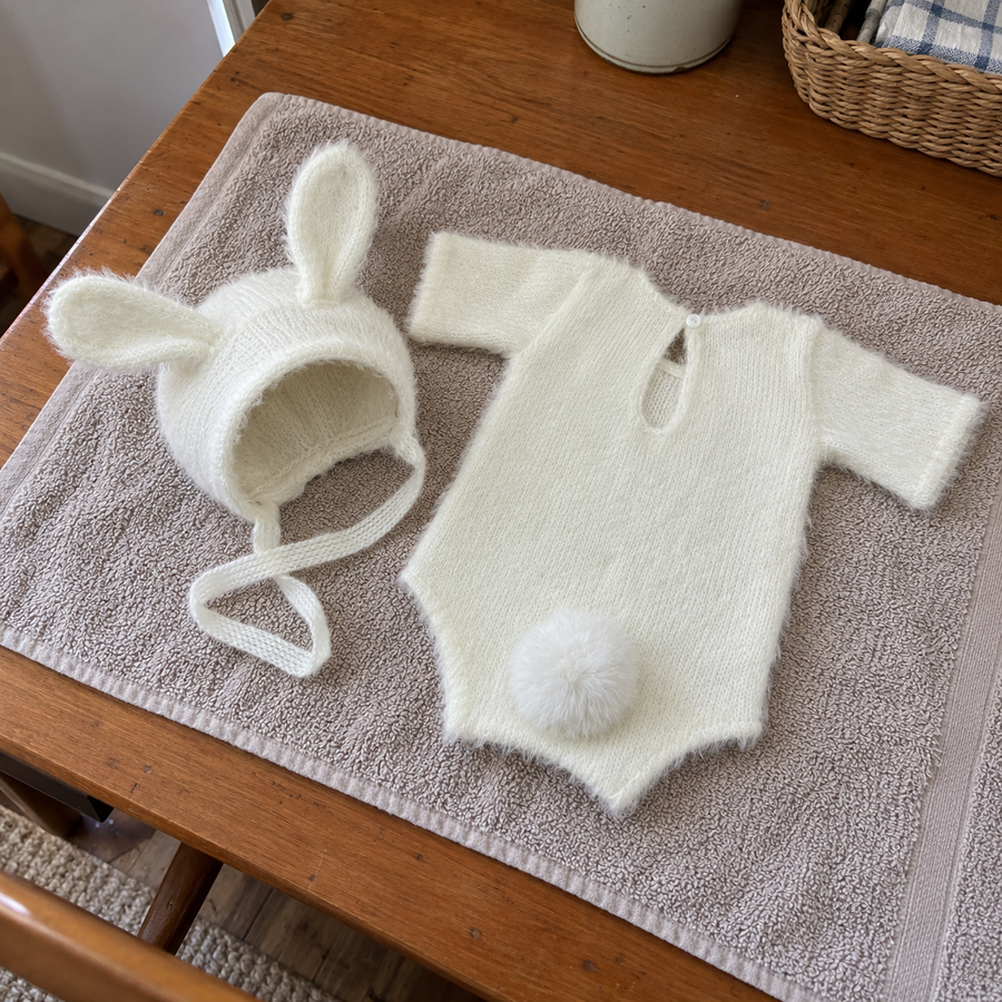 Conjunto de Pelele y Gorro Snuggle Bun para Bebé