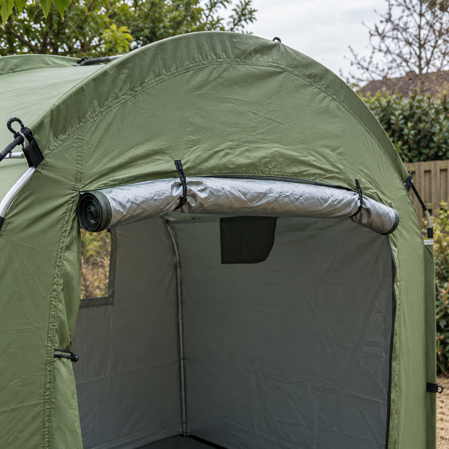 Roll-up entrance detail
