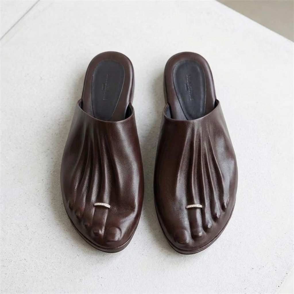 Disco Toes Metallic Five-Toe Artsy Slipper