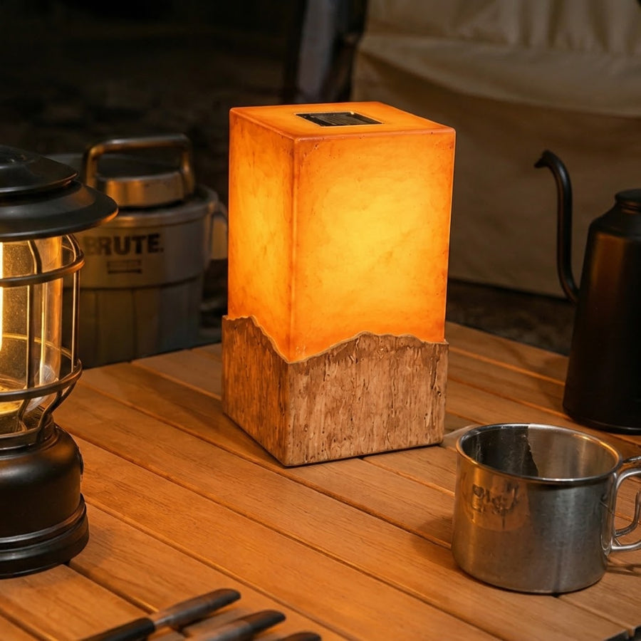 Wiederaufladbare LED-Nachtlampe aus Massivholz