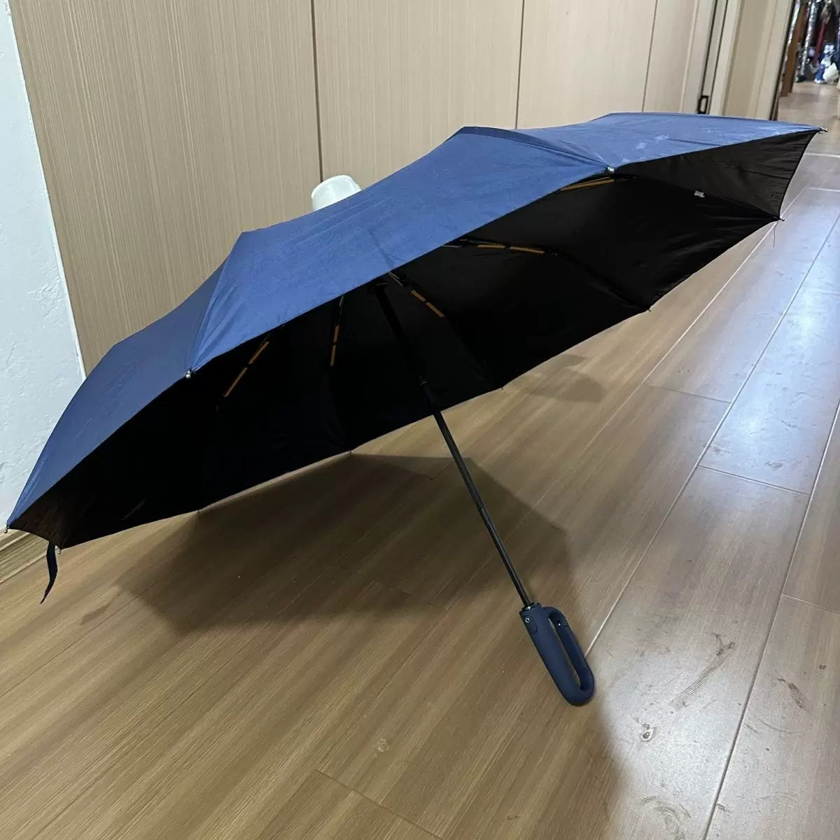 Neverdrop Self Standing Folding Windproof Umbrella - Image 8