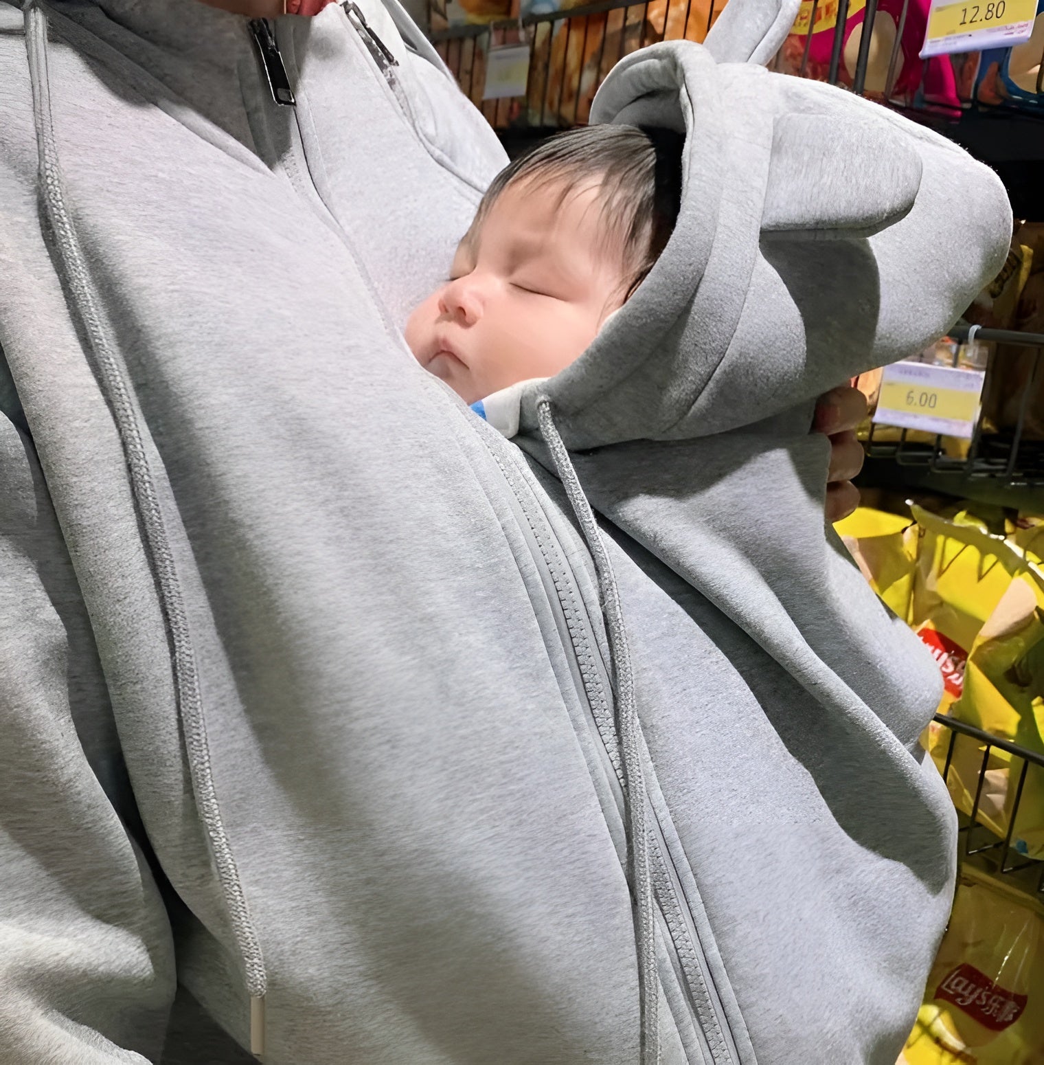 Kangaroo Nest Parent Kids Hoodie - Image 4