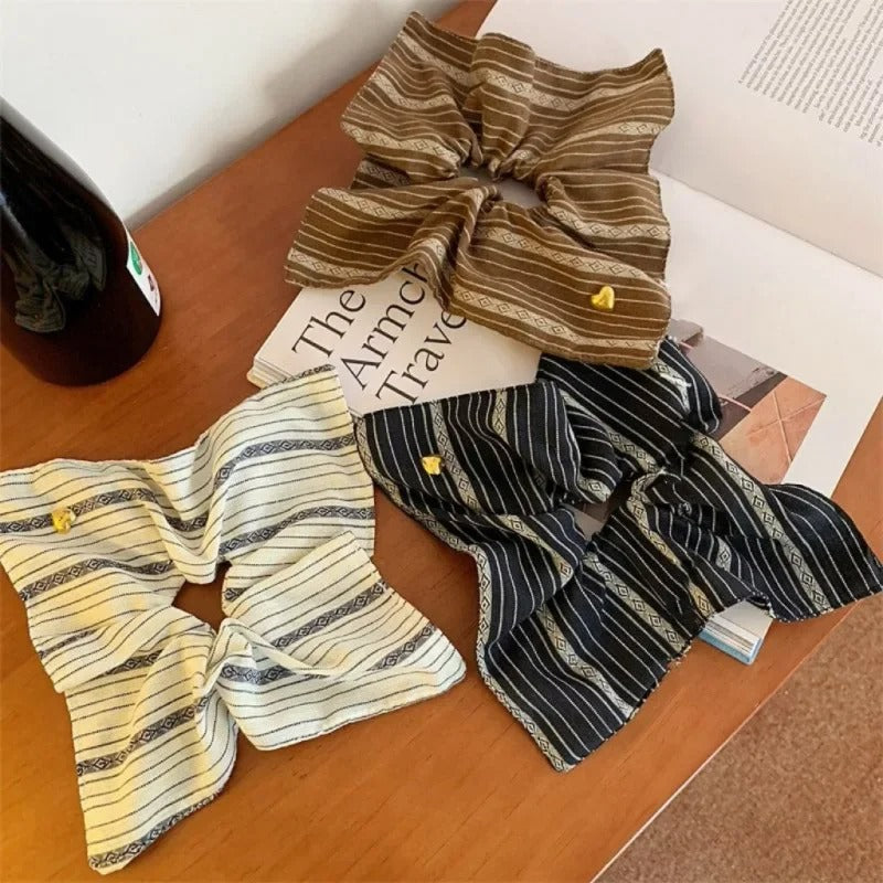 Elegant Ribbon Style Hair Tie - Image 0