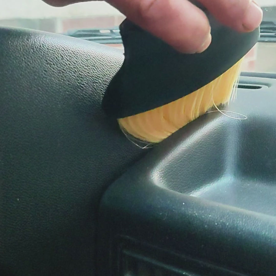 Car Dust Sweep Detailing Brush - Image 0