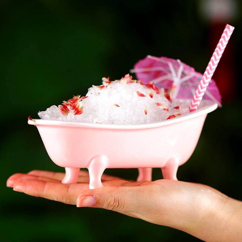 3D Realistic Bathtub Milkshake Cup - Image 6