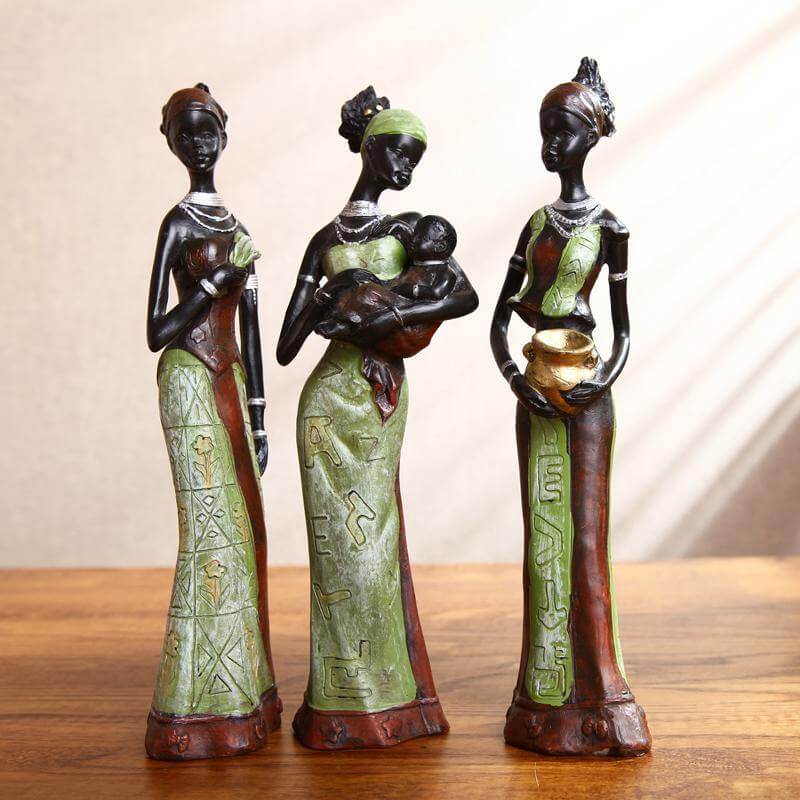 3 Women Art Love Figurine