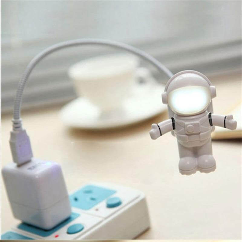 USB Astronaut LED Book Night Light - Image 2