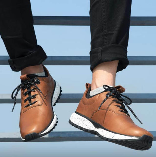 Leather Antibacterial Outdoor Casual Men Shoe - Image 0