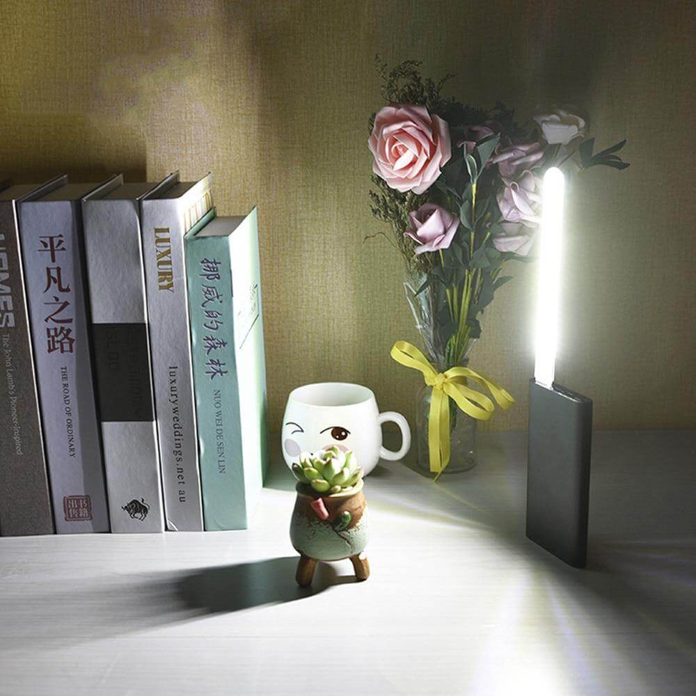 Portable Mini USB LED Reading Light