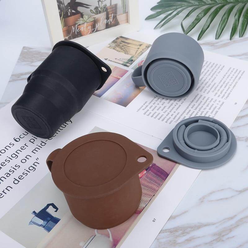 Earth-Friendly Reusable Creative Silicone Foldable Mug - Image 4