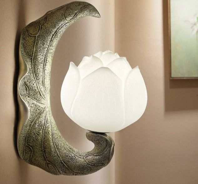 Lotus Flower Retro Wall Lamp