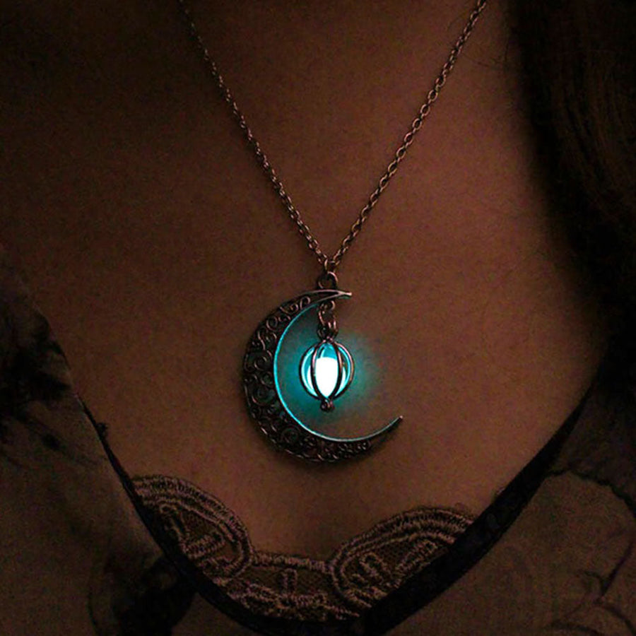 Luminous Moon Pendant Charming Necklace - Image 0