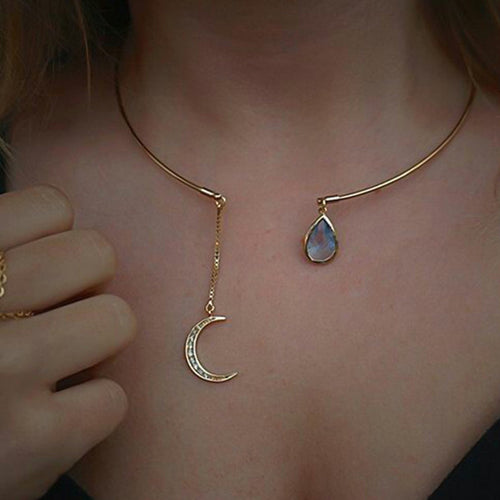 Moon Love Pendant Necklace - Image 0