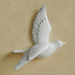 Free Flying Birds Resin Wall Decor