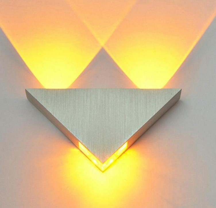 Triangle Modern Wall Lamp