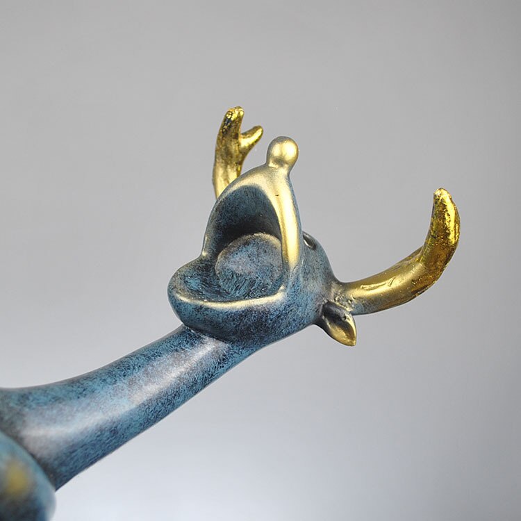 Lying Deer European Style Wine Holder - Image 3