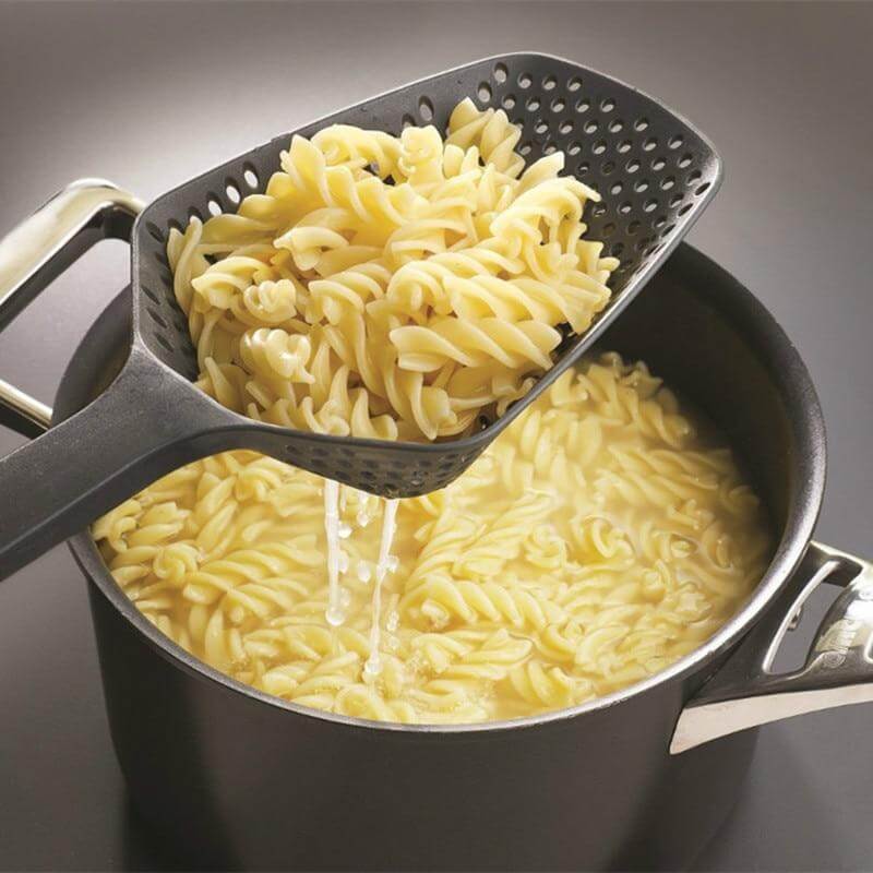 Portable Drainer Scoop - Image 0