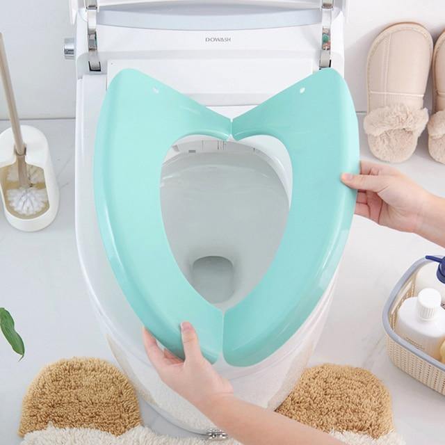 Portable Plastic Toilet Seat Cover - Image 0