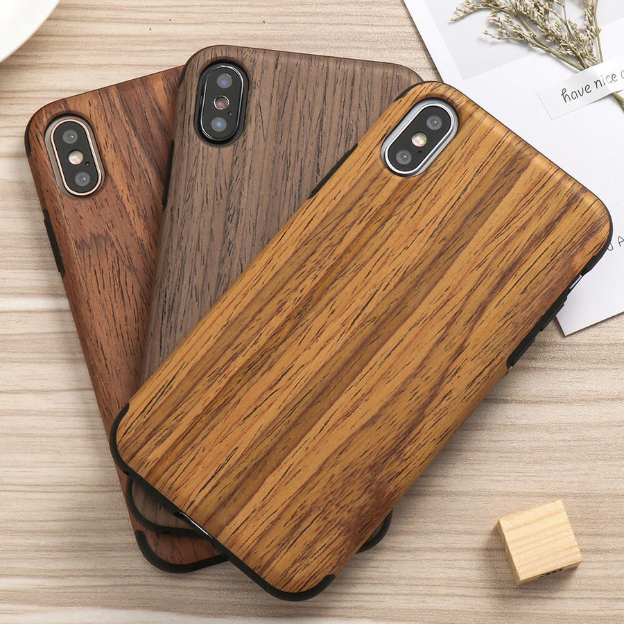 Retro Case Wood pattern For iPhone Models - Image 0