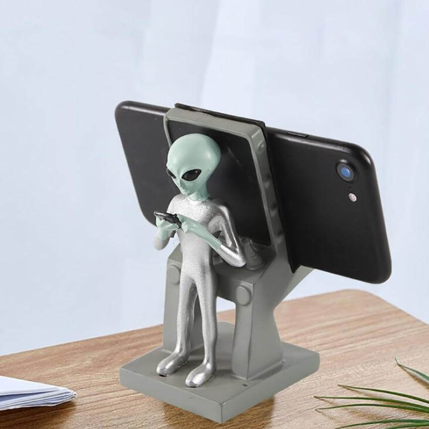 Creative Alien Phone Holder - Image 0