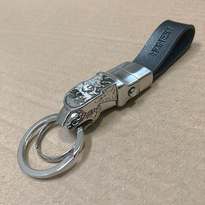 Elegant Leather Leopard Keychain Light - Image 7