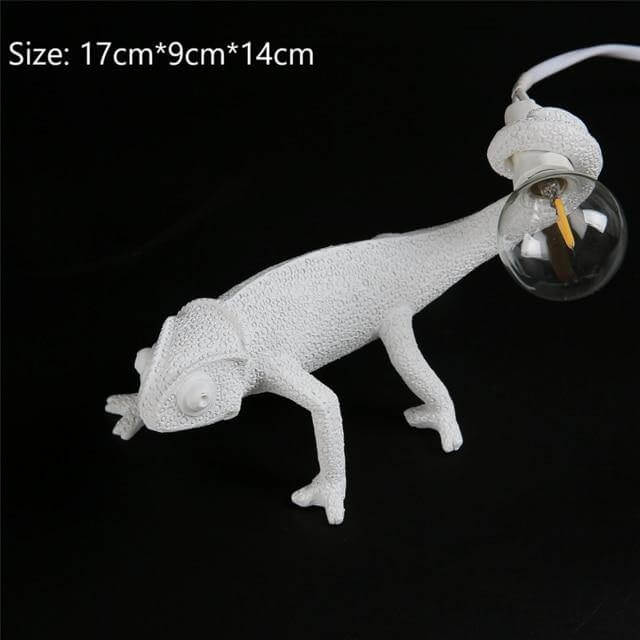 Nordic Modern Chameleon Lizard Desk Light