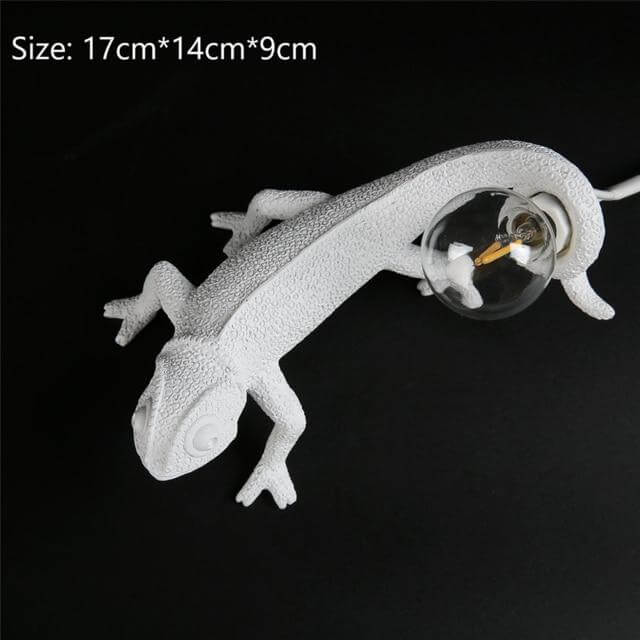 Nordic Modern Chameleon Lizard Desk Light