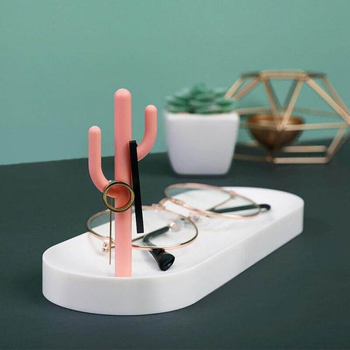 Creative Cactus Organizer - Image 0