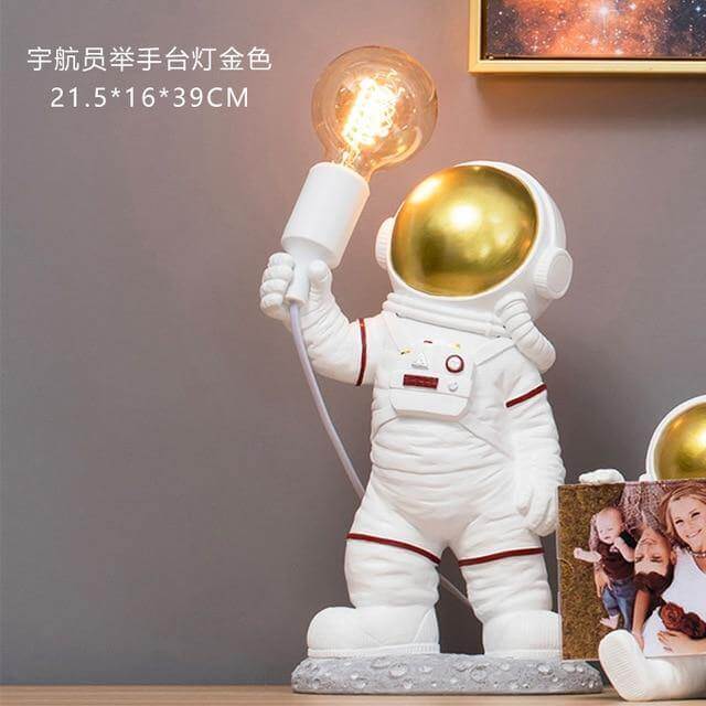 Minimal Resin Astronaut Table Lamps - MaviGadget