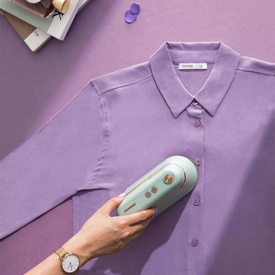 Micro-Superheating Steam Portable Small Iron - Image 1